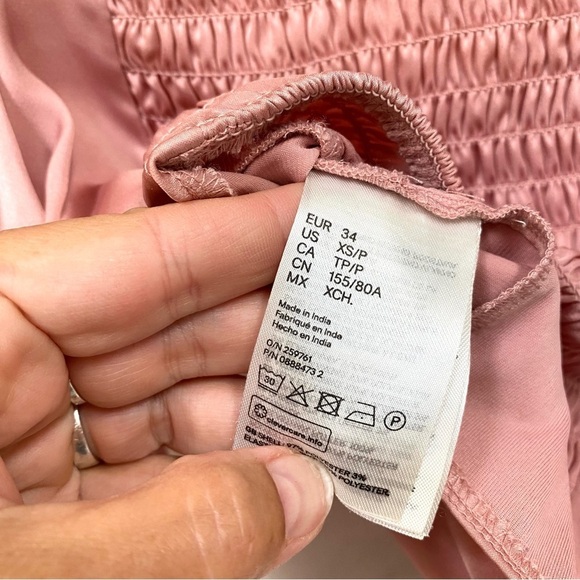 Exaggerated puff sleeves satin boho blouse w shabby chic vacay vibe - Picture 11 of 13